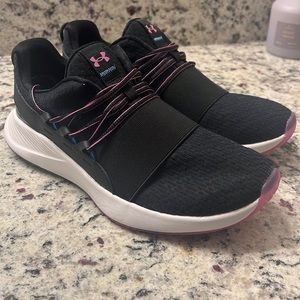 NWOT women’s Under Armor athletic shoes. New condition, never worn.